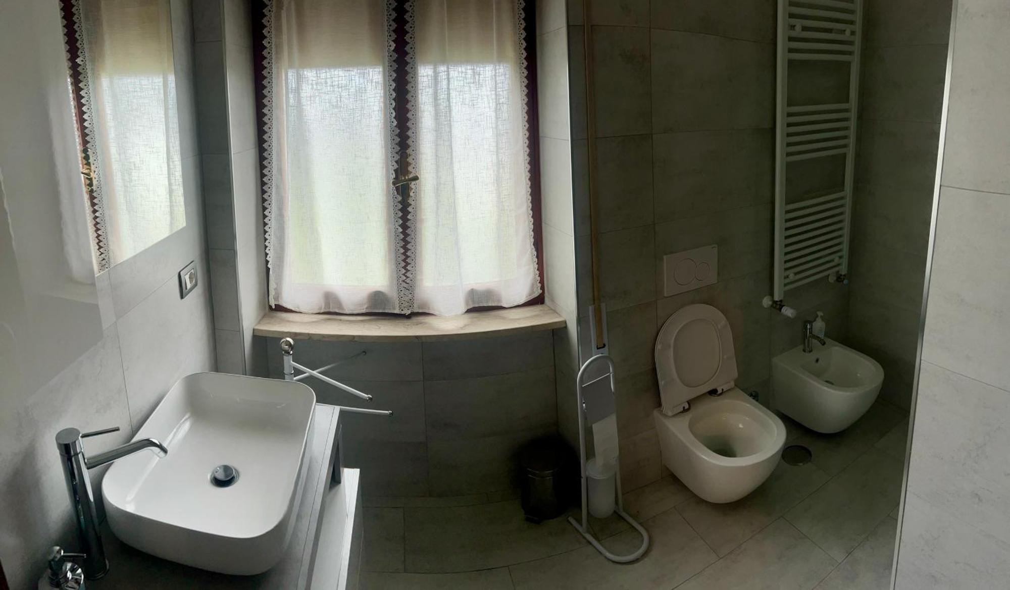 מרינו A Casa Di Marco Guesthouse - Apt Di Ciampino E Stazione Per Roma מראה חיצוני תמונה